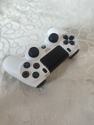 ps3 oyun disk: Sony PlayStation DualShock 4 simsiz oyun idarəetmə pultu (Ağ rəng) - — 2
