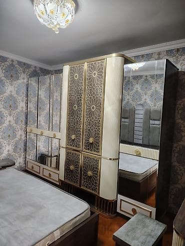 usaq carpayi: Klassik-lüks üslubda tam mebel dəsti satılır təcili. Şəkildə — 2