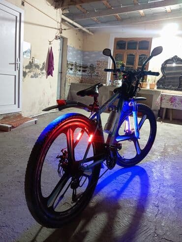 velosiped ucun isiqlar: Dağ velosipedi – arxa təkər LED işıqlandırmalı Təzə patrişka verilir — 5