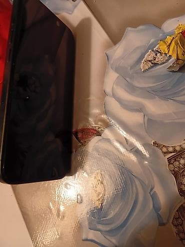 iphone 6 ve 6s: 128 GB, Qara, Simsiz şarj — 6