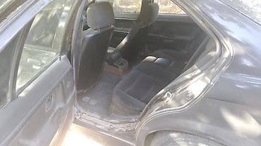 oyuncaq bmw: BMW 3 series: 1.6 l | 1991 il Sedan — 3