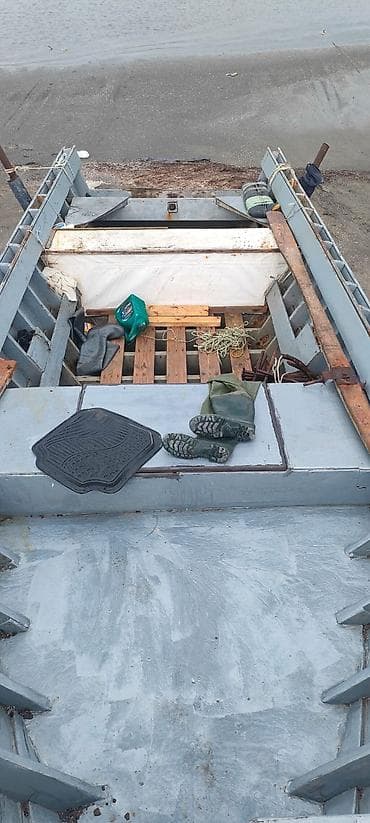 tap az qoşqu: Qayıq real alıcılara endirim olacaq qoşqusuz is dəyən olsa əlaqə — 3