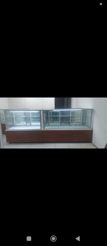 et ucun vitrin soyuducular: Şüşəli dolab vitrini, İşlənmiş, Ünvandan götürmə — 2