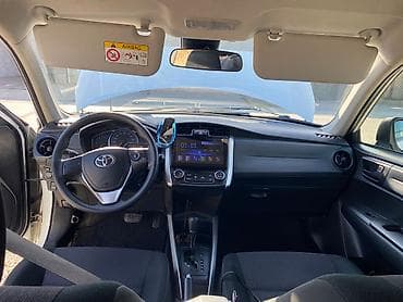 kia ceed motor: Toyota Corolla: 1.5 l | 2019 il Universal — 3
