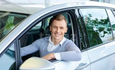 şofer isi: Taksi sürücüsü tələb olunur, Nəqliyyat təmin edilir, Həftəlik ödəniş, 3-5 illik təcrübə — 2