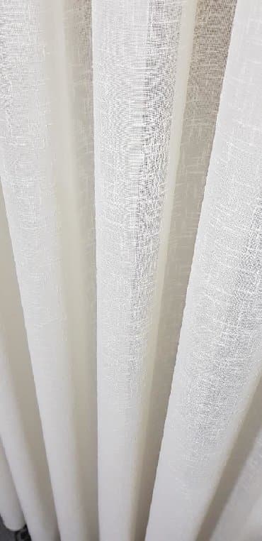 parda tül: Türkiyə istehsalı olan krem və ağ rəngli qalın kətan tül. İstənilən — 2