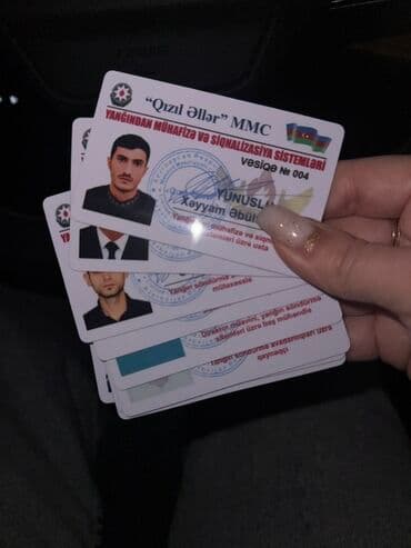 əsgər rəsmi çəkmək: Burada müxtəlif şirkət və təşkilatlar üçün nəzərdə tutulmuş şəxsiyyət — 2