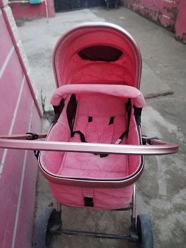 Çıxarıla bilən beşikli araba, Cins: Qız, Yaş: <1 ay