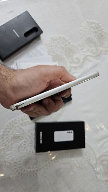 Mobil telefon və aksesuarlar: Samsung Galaxy S23, 256 GB, rəng - Ağ, Simsiz şarj — 6