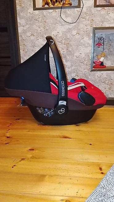 Uşaq geyimi və ayaqqabıları: Maxi cosi pebble avtomobil oturacağı.bu oturacaq 0+18 aya kimi nezerde — 1