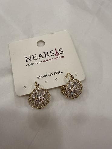 papaqlarin satisi: Maya deyerinden bele ucuz aksesuarlar satilir. Hecbiri isdifade — 7