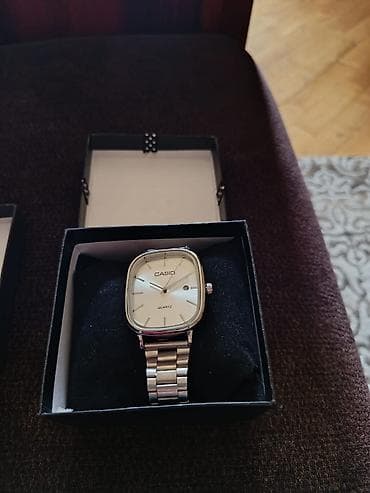 Qol saatı, Casio, rəng - Gümüşü