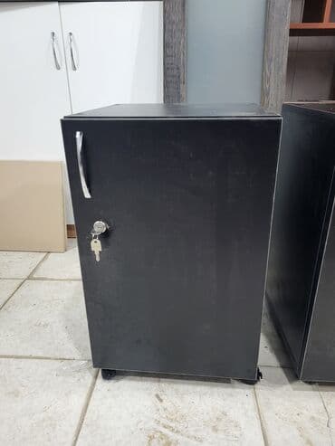 bərbər şkafı: Tunbuckalar yenidir. hundurluk 65 sm en ve derinlik 40 sm unvan — 1