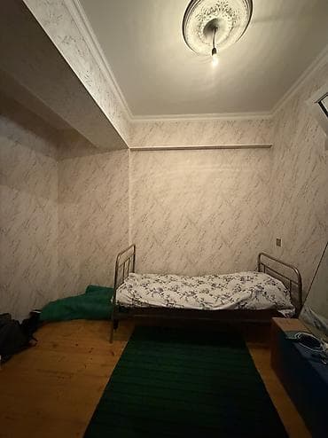 hostel 28 may: 3 otaqlı, Yeni tikili, 50 kv. m — 10