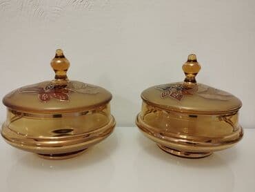 bogema qab: Rəng - Qızılı, Çexiya — 2