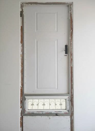 demir raşotkalar: Metall qapı ilə pəncərə bloku - Material: qalın metal qapı yarpağı — 6