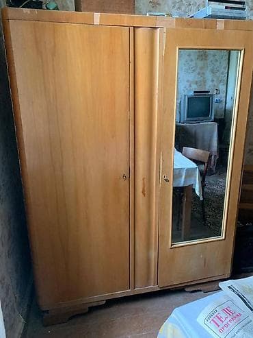 madeyra kitab refi: Mətbəx üçün, İşlənmiş, Açılan, Kvadrat masa — 4