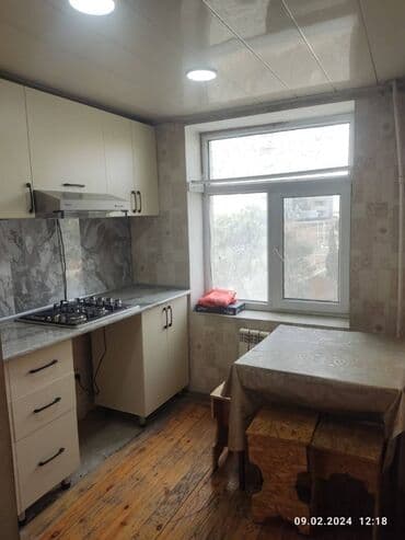 mingecevir kiraye: Xətai rayonu,Nargilə dairəsinin, Blue Mall-un yanında5 mərtəbəli daş — 6