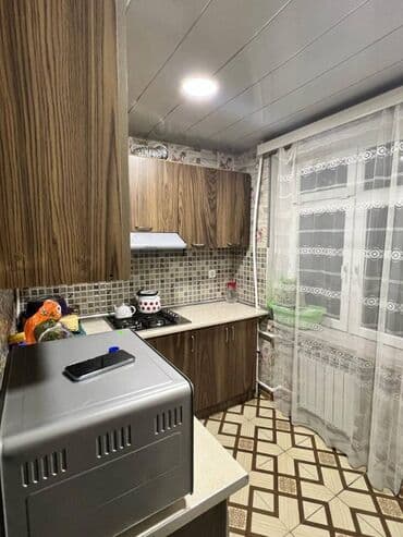 şəhər bağları mənzil satılır: Bakı, Qaraçuxur qəs., 2 otaqlı, Köhnə tikili, 55 kv. m — 5