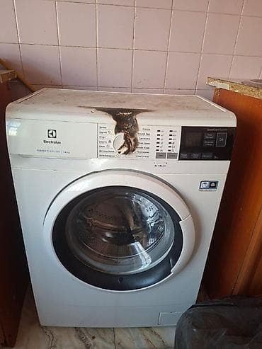 Клининговые услуги: Electrolux PerfectCare 600 paltaryuyan maşın - Ön yükləmə, 6 kq yuma — 1