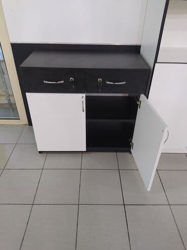 bərbər şkafı: Yenidir. Hazir var. ölçüsü hündürlük 73 eni/80. iç derinliyi — 2