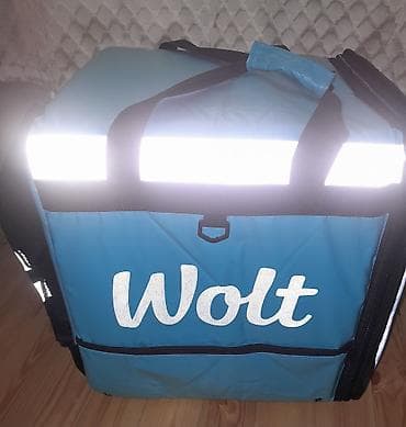 Wolt çatdırılma çantası – termal, böyük tutumlu. Xüsusiyyətlər: - — 4
