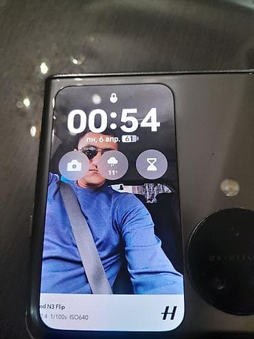 dell masaustu: Oppo Find N3 Flip, rəng - Boz — 2