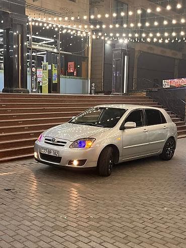 rav 4 toyota: Toyota Corolla: 1.4 l | 2006 il Hetçbek — 1