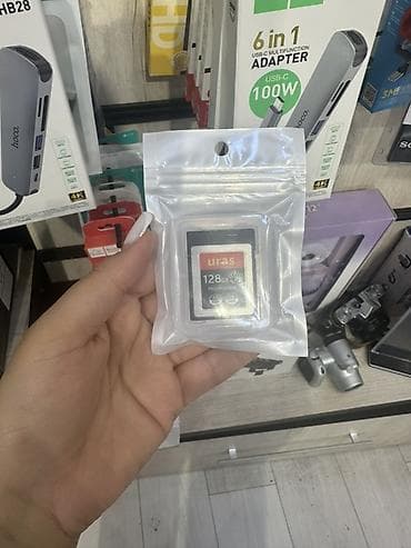 Uras 128 GB SD yaddaş kartı - Yaddaş həcmi: 128 GB - Tip: SD (tam
