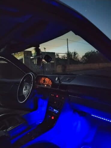 disk satışı: Mercedes-Benz 220: 2.2 l | 1994 il Sedan — 4