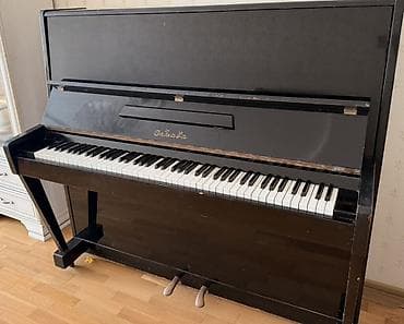 gitara akustik: Upright pianino – Orša/Belarus istehsalı (Oктябрь/Orsha zavodu — 1