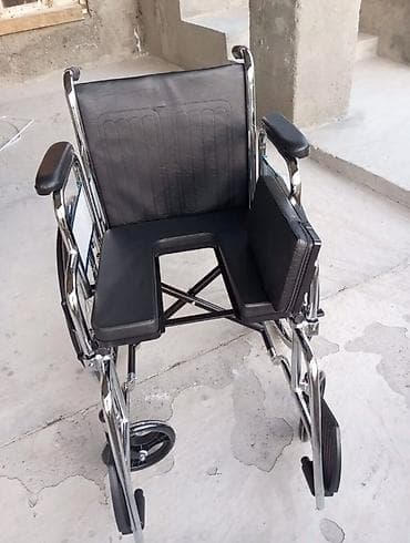 elil arabası: Tualet funksiyalı əlil arabası – Kayyang Medical - Material: xromlu — 2