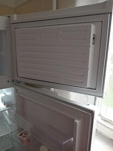 soyuducu kompressoru: Soyuducu (üst dondurucu ilə) - Üst hissədə ayrıca dondurucu bölmə — 3