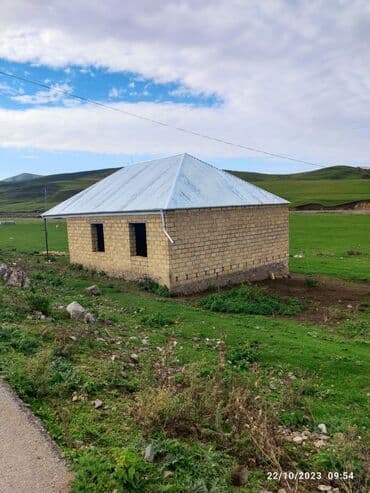 berdede satilan evler 2020: 4 комнаты, 6 м² — 2