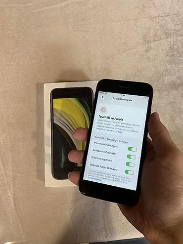 ipon se: IPhone SE, 64 GB, Qara — 3