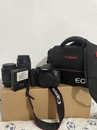 Canon EOS 700D fotoaparat dəsti - Fotoaparat: Canon EOS 700D (DSLR)