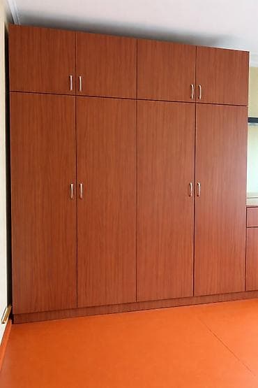 skaflar: Yataq otağı üçün modul mebel dəsti Tərkib: - Şkaf: tavanayadək — 4