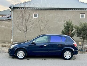 hyundai tucson 2008: Nissan Cedric: 1.3 l | 2006 il Hetçbek — 8