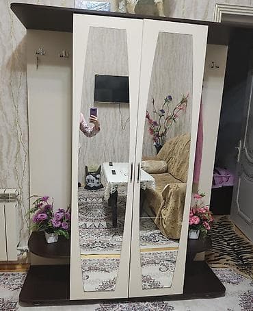 iwlenmiw wkaf: Bu dəhliz mebeli dəsti iki güzgülü qapısı olan dolab, asılqanlar üçün — 1