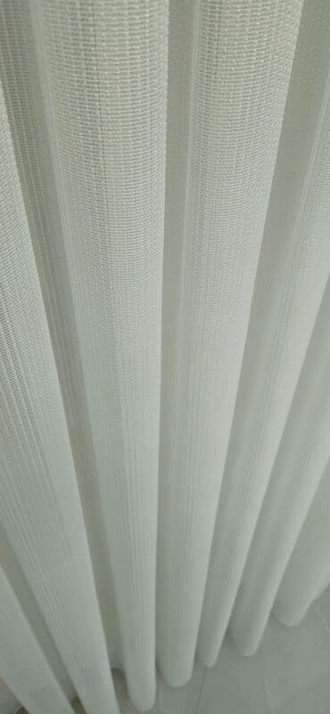 yuxuda ağ pərdə görmək: Ağ rəngli, yüngül parçadan hazırlanmış pərdələr. Qonaq otağı, yataq — 5