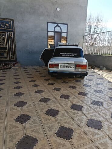 ag 07: VAZ (LADA) 2107: 1.5 l | 2004 il Sedan — 2