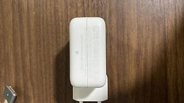 iphone 4s adapter: Simsiz şarj cihazı Apple, > 20 Vt, İşlənmiş — 4