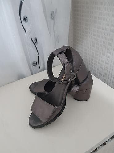 yaz basanoşkalar: Qadın sandaleti – Fashion Park - Rəng: metalik boz/qartalqara ton - — 3