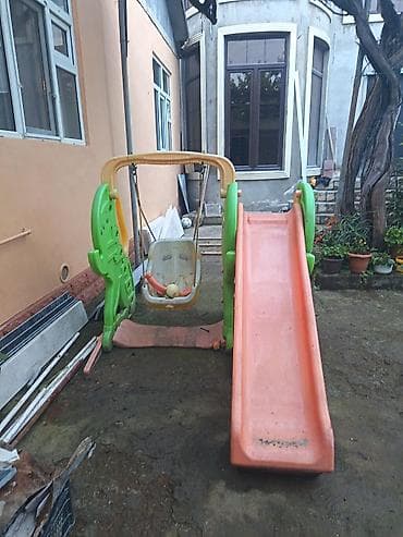 yastık: Uşaq oyun komplekti – slayd və yelləncək bir yerdə. 380₼ alınıb - — 1