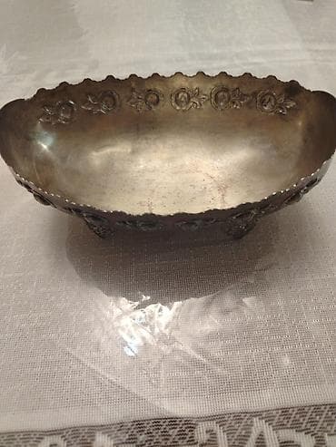 konfet: Dekorativ metal qab – klassik üslub - Material: metal (gümüşü — 1