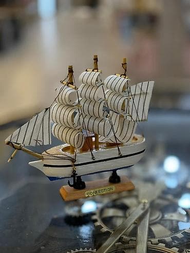 gemi satilir: Dekorativ yelkənli gəmi maketləri - Material: taxta gövdə, parça — 3