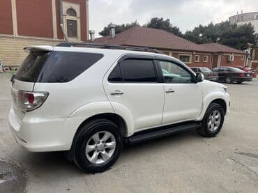 afdamabil ve xususi texnka: Toyota Fortuner: 2.7 l | 2012 il Ofrouder/SUV — 5