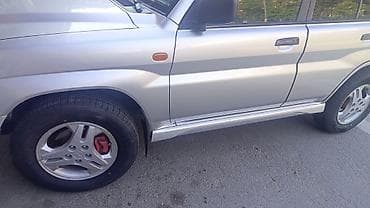 lapet tekeri: İşlənmiş Şin Nexen 215 / 65 / R 16 — 4