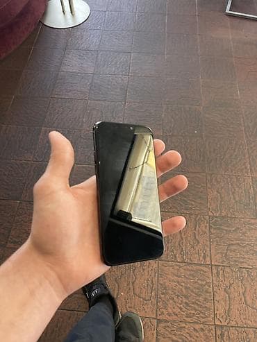 IPhone 11 Pro, Matte Midnight Green, Face ID