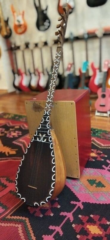 sintezator almaq: Sədəfli milli saz Ünvan:Nizami 42 (Daxili işlər nazirliyin arxası) — 1